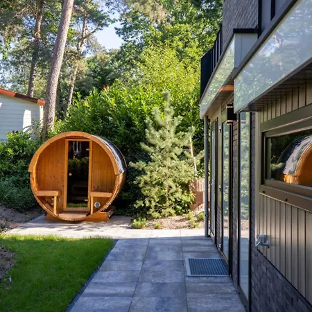 Holiday park De Rimboe En Woeste Hoogte Hoenderloo