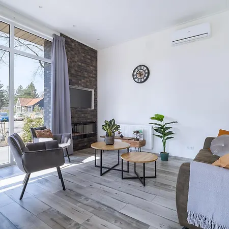 De Rimboe & De Woeste Hoogte Holiday home Hoenderloo