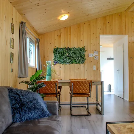 De Rimboe & De Woeste Hoogte بيت للعطل *