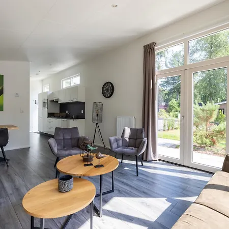 De Rimboe & De Woeste Hoogte هونديرلو