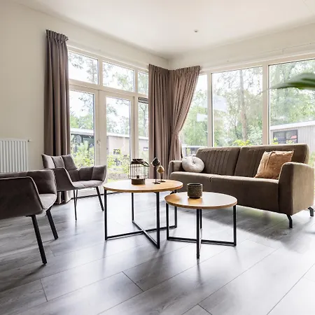 بيت للعطل De Rimboe & De Woeste Hoogte هونديرلو