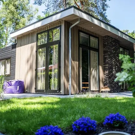 De Rimboe & De Woeste Hoogte بيت للعطل