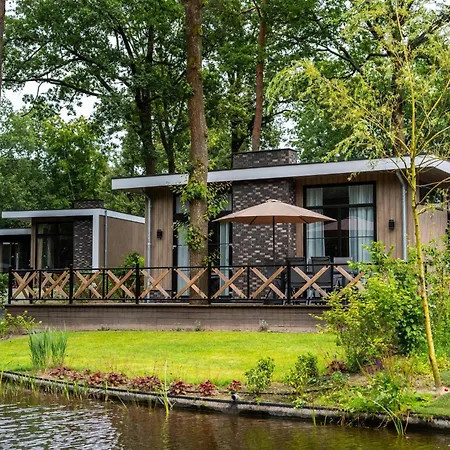 Semesterpark De Rimboe En Woeste Hoogte Hoenderloo