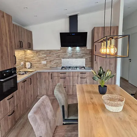 De Rimboe & De Woeste Hoogte * Hoenderloo