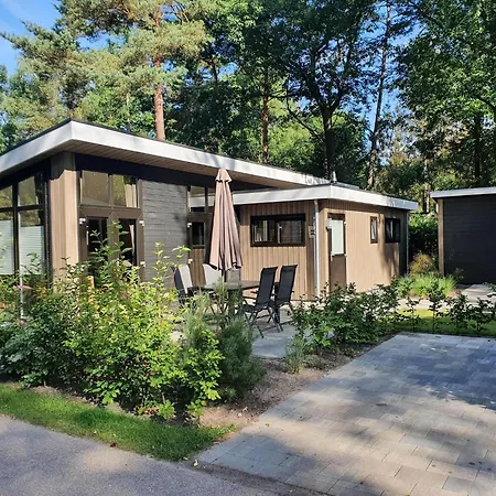 De Rimboe & De Woeste Hoogte Nyaraló Hoenderloo