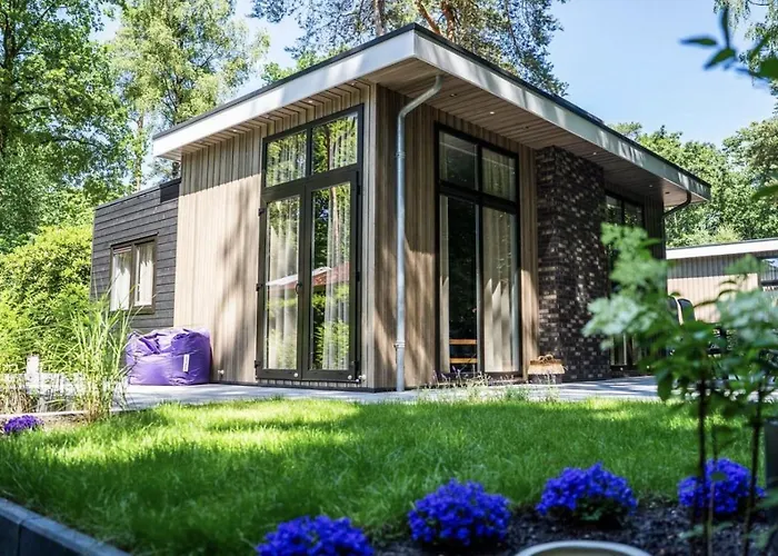 De Rimboe & De Woeste Hoogte Feriehus