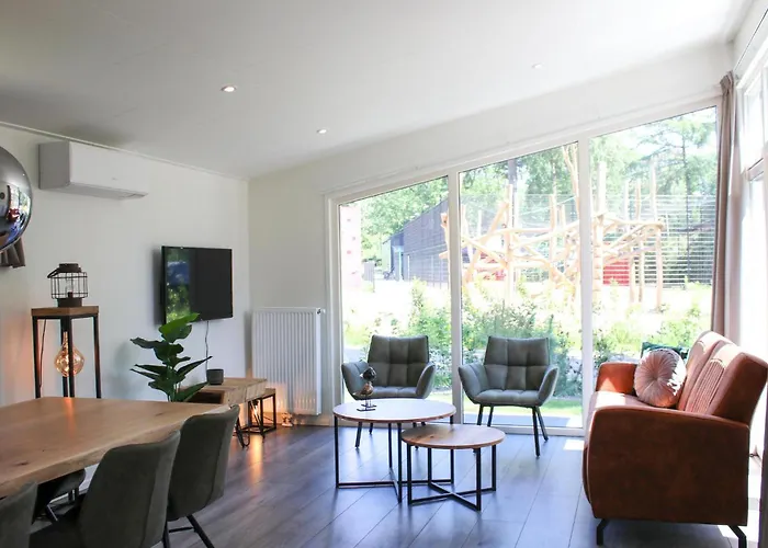 De Rimboe & De Woeste Hoogte Feriehus Hoenderloo