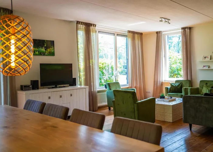 De Rimboe & De Woeste Hoogte Feriehus Hoenderloo