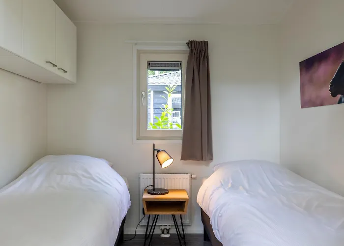 De Rimboe & De Woeste Hoogte * هونديرلو