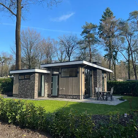 De Rimboe & De Woeste Hoogte * Hoenderloo